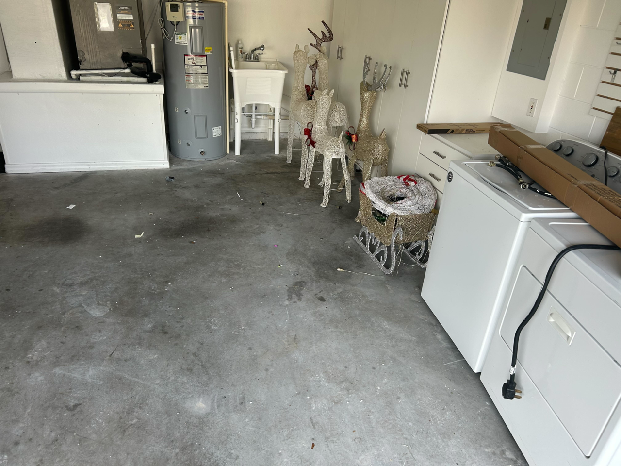 Clean organized garage after residential junk removal